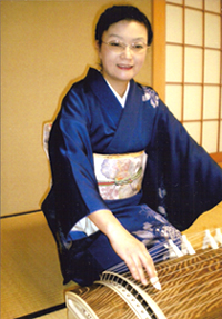 代表 井比和姫